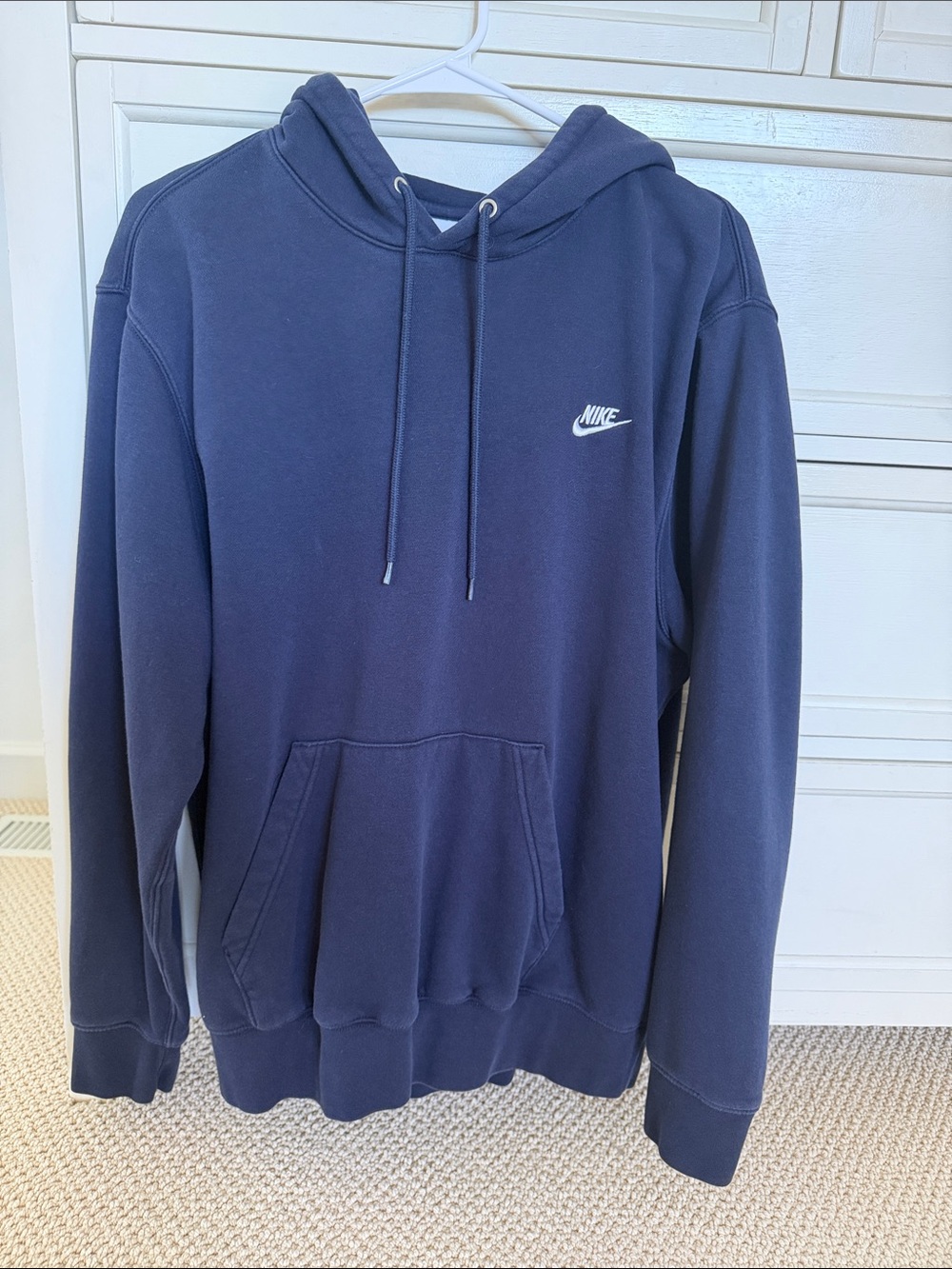 Nike Sportswear Club Fleece
Pullover Hoodie-Navy, Large